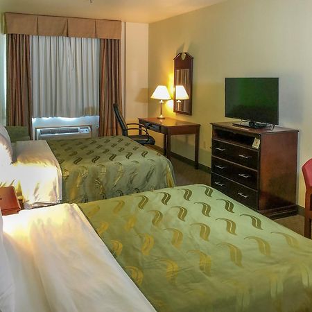 Quality Inn & Suites Of Alma - Northeast From Fort Smith Buitenkant foto