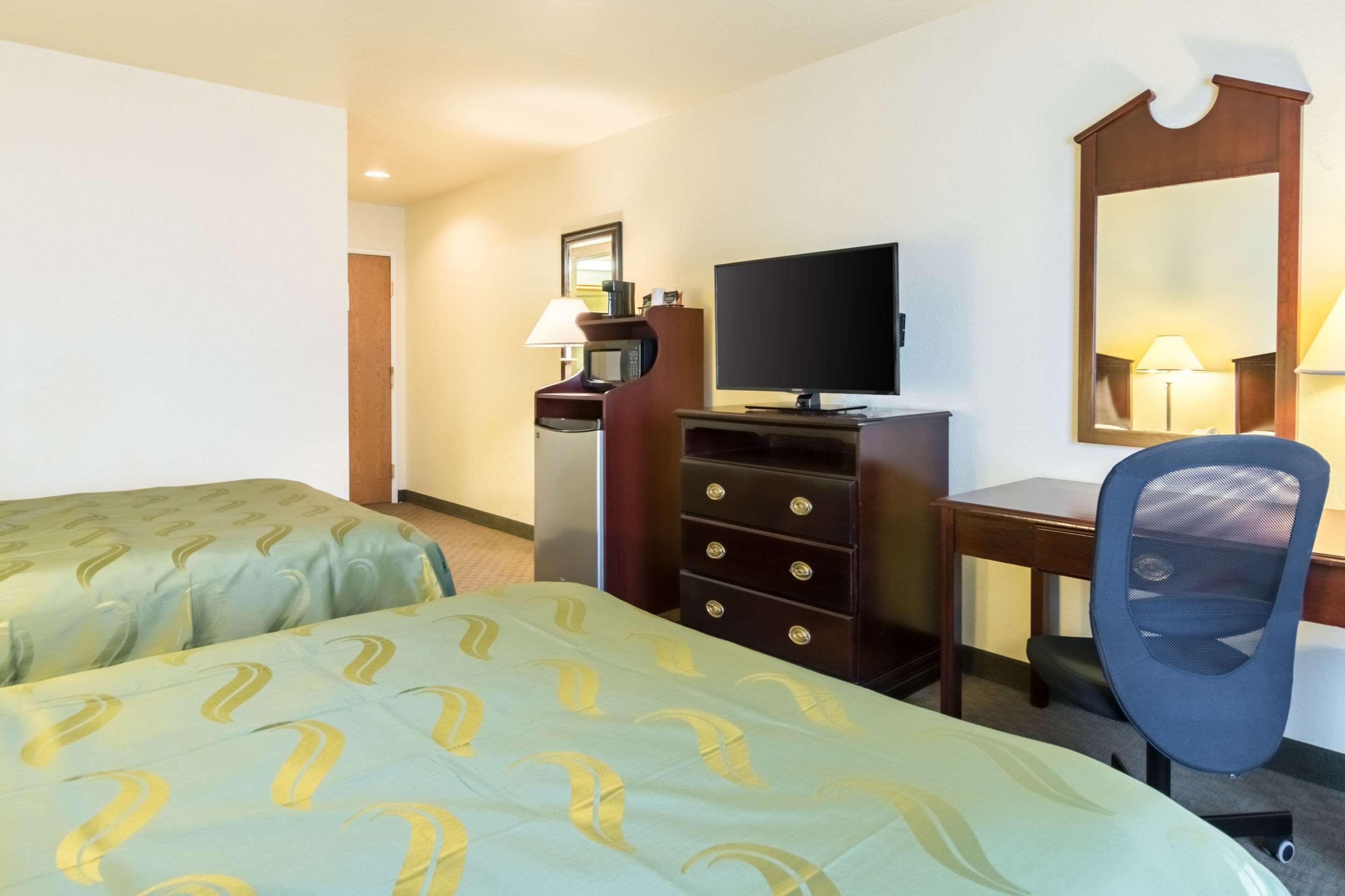 Quality Inn & Suites Of Alma - Northeast From Fort Smith Buitenkant foto