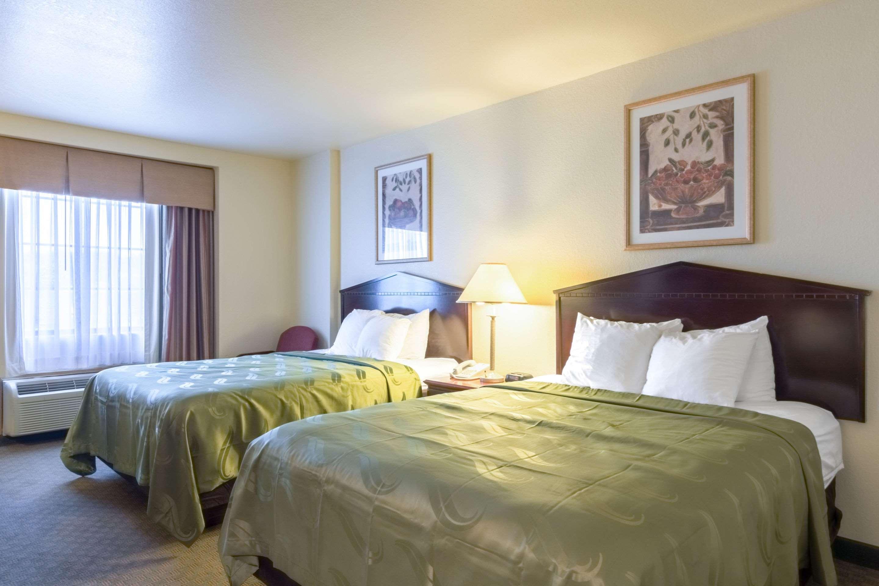 Quality Inn & Suites Of Alma - Northeast From Fort Smith Buitenkant foto