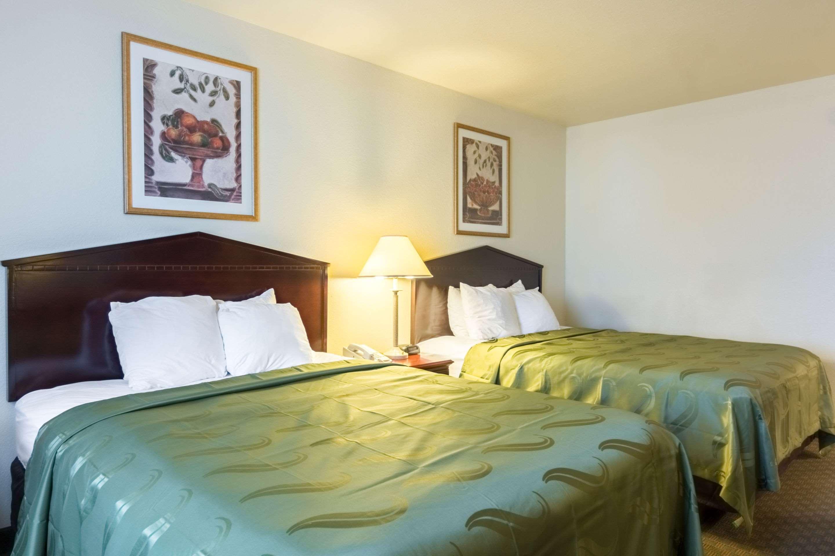 Quality Inn & Suites Of Alma - Northeast From Fort Smith Buitenkant foto