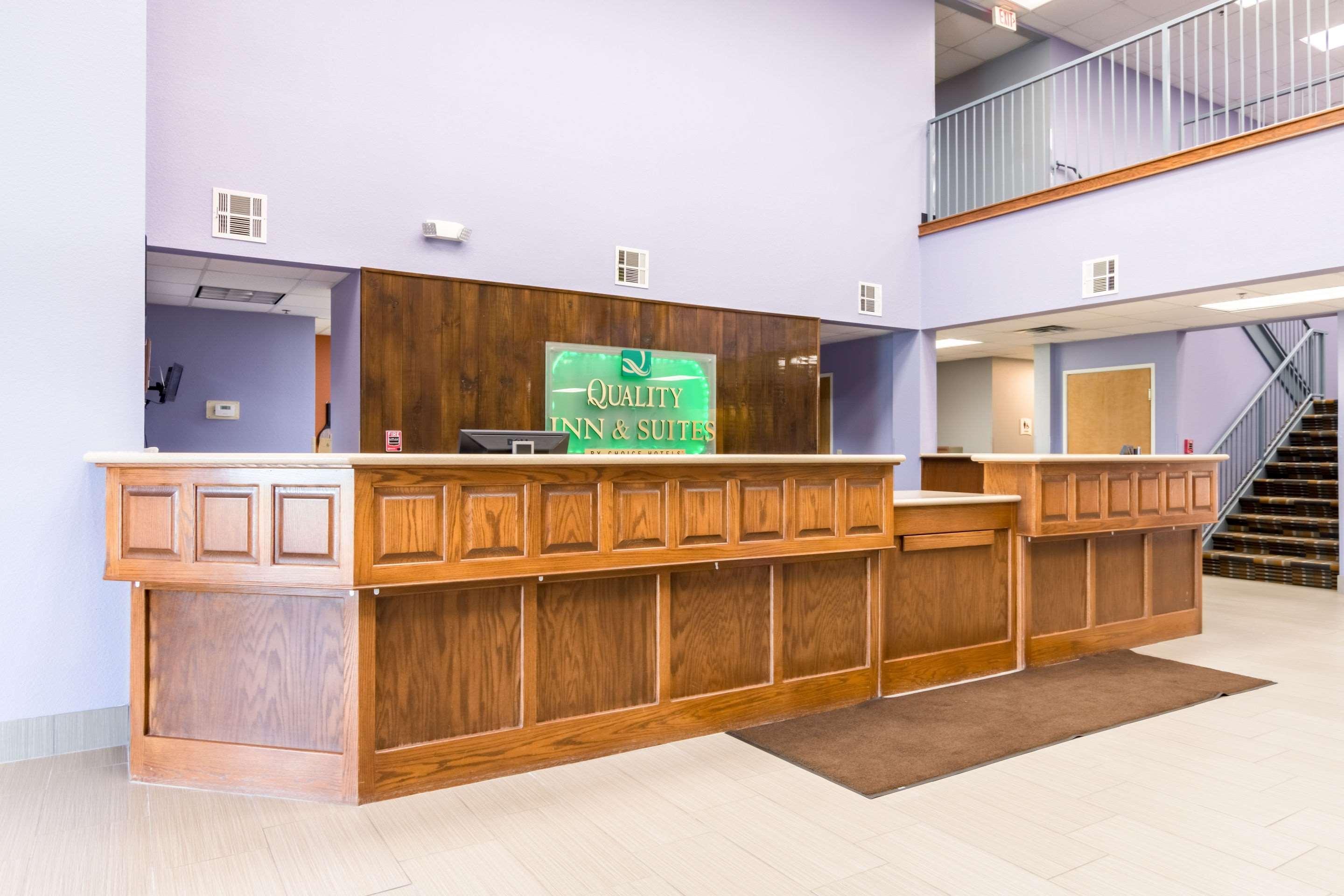 Quality Inn & Suites Of Alma - Northeast From Fort Smith Buitenkant foto