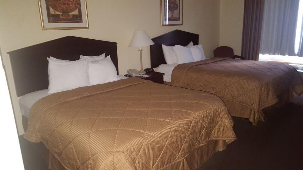 Quality Inn & Suites Of Alma - Northeast From Fort Smith Buitenkant foto